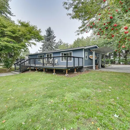 Lakefront Mount Vernon Home With Private Dock!